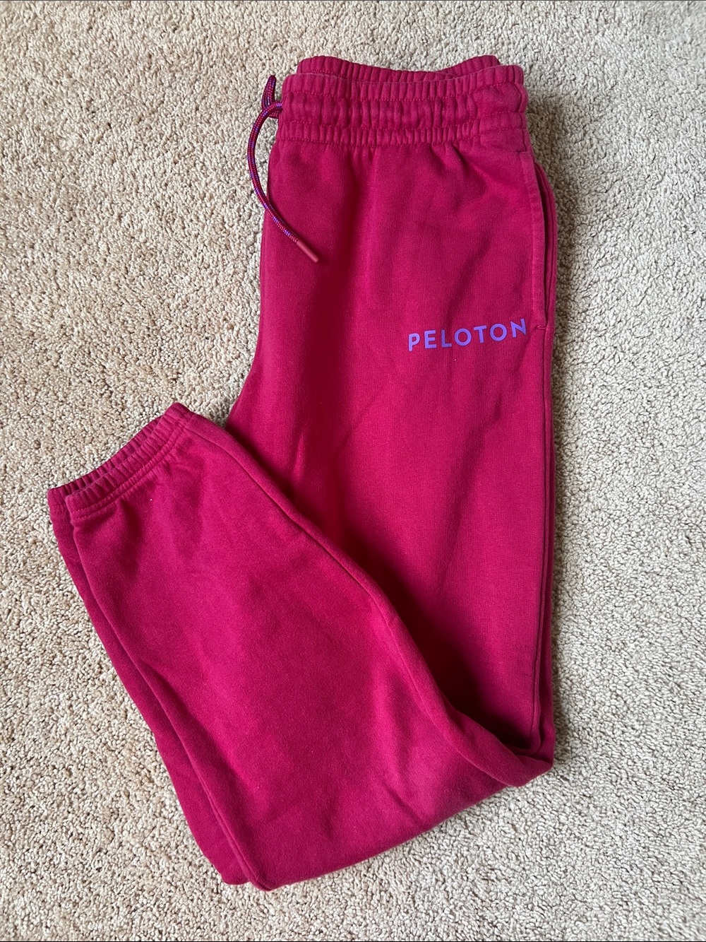 Peloton womens Joggers in magenta